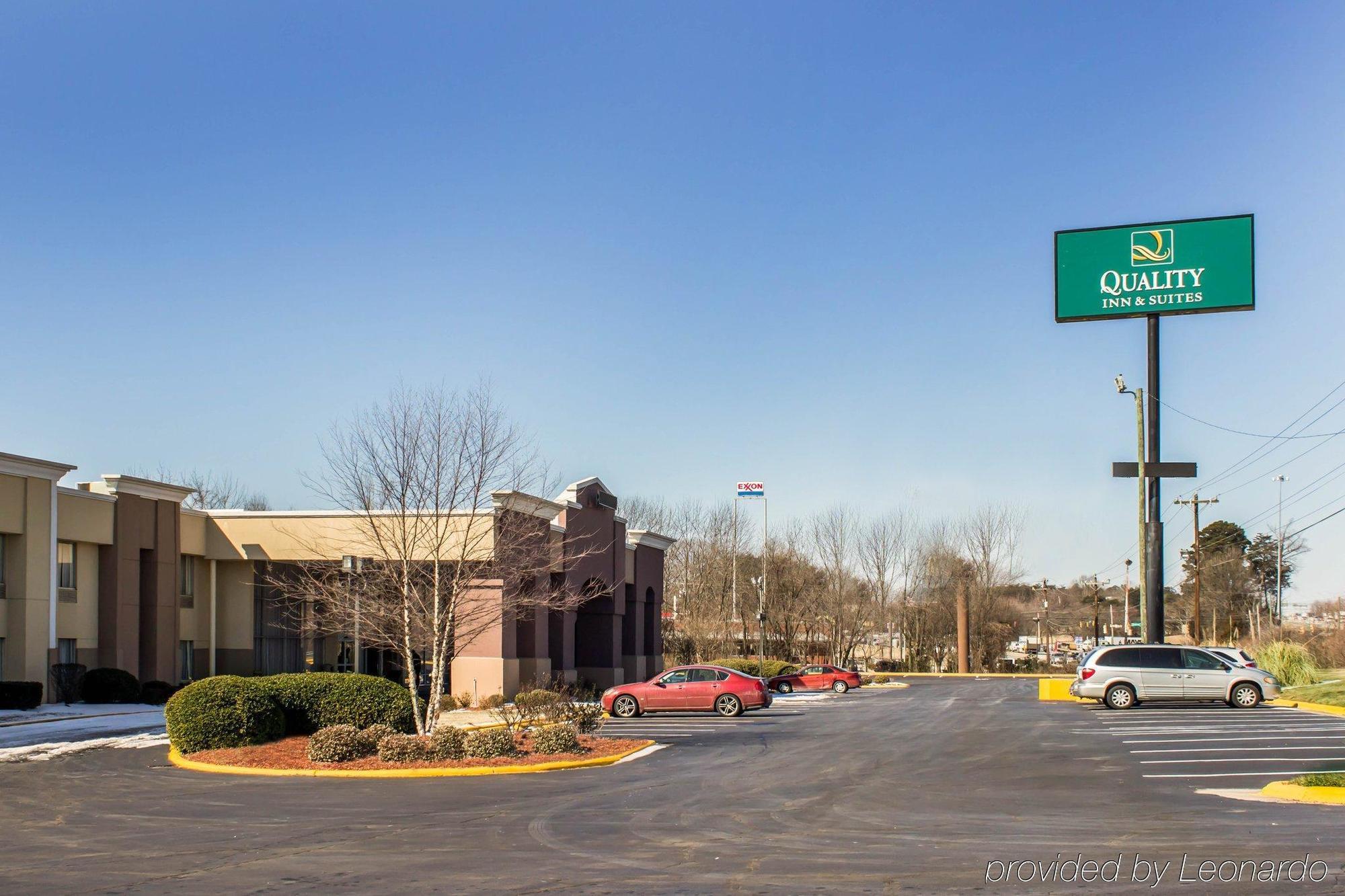 Quality Inn & Suites - Greensboro-High Point Extérieur photo