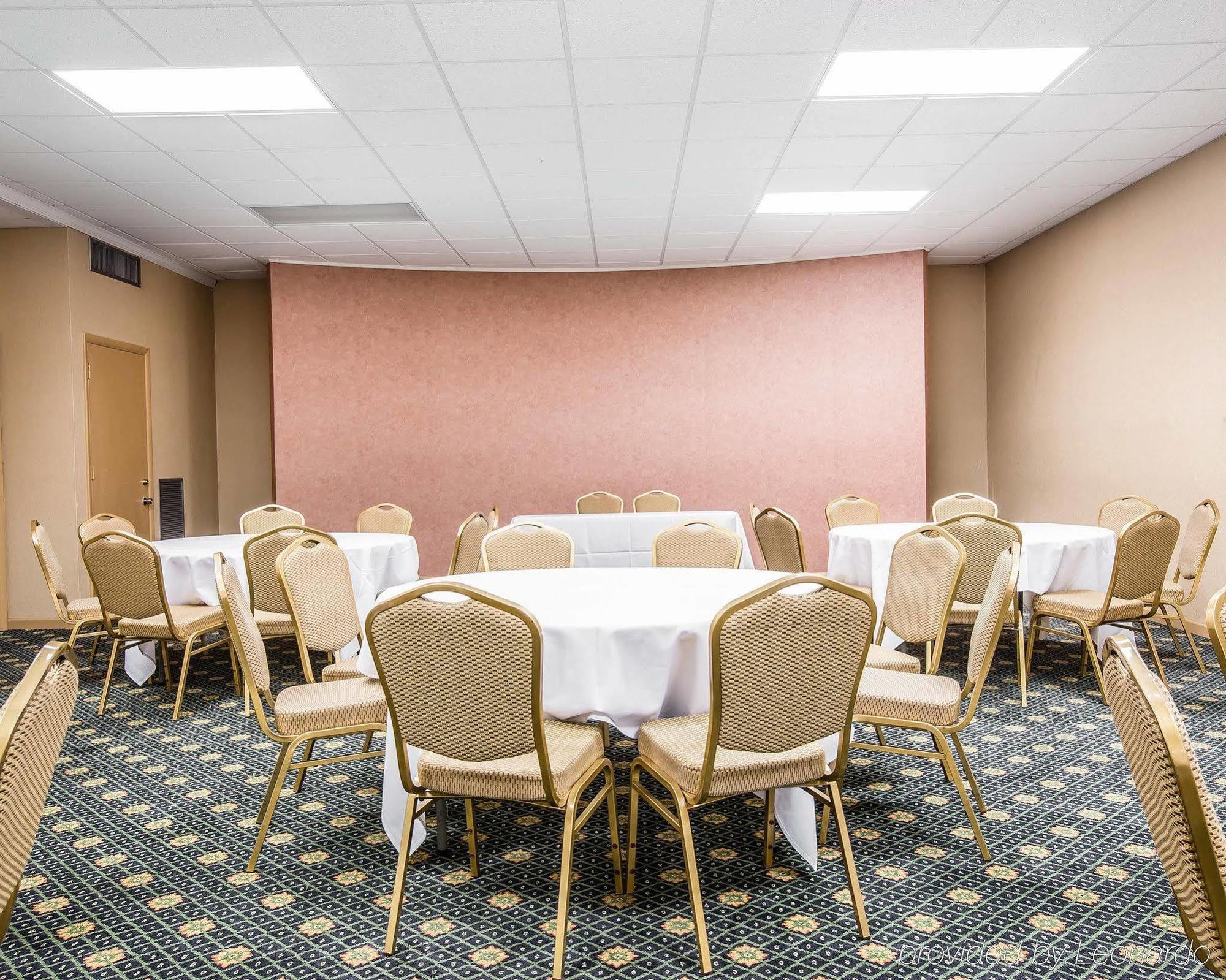 Quality Inn & Suites - Greensboro-High Point Extérieur photo